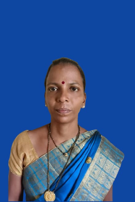 सौ. आकांक्षा अमर खामकर